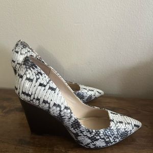 COACH orchard snake print wedges size 11